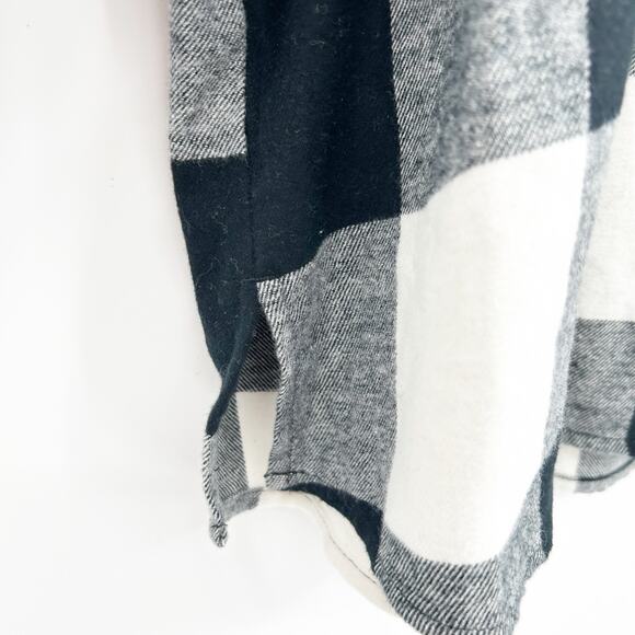 Old Navy Womens Plaid Check Button Front Long Sleeve Flannel Shirt Size 3X - Picture 3 of 6